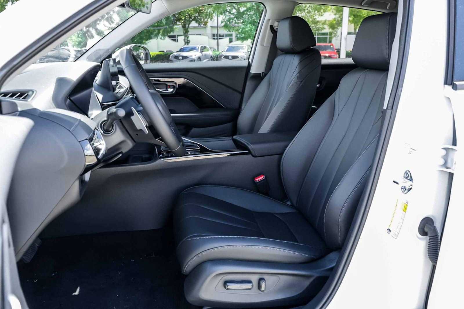 Thumbnail: 2025 Acura ADX - 11