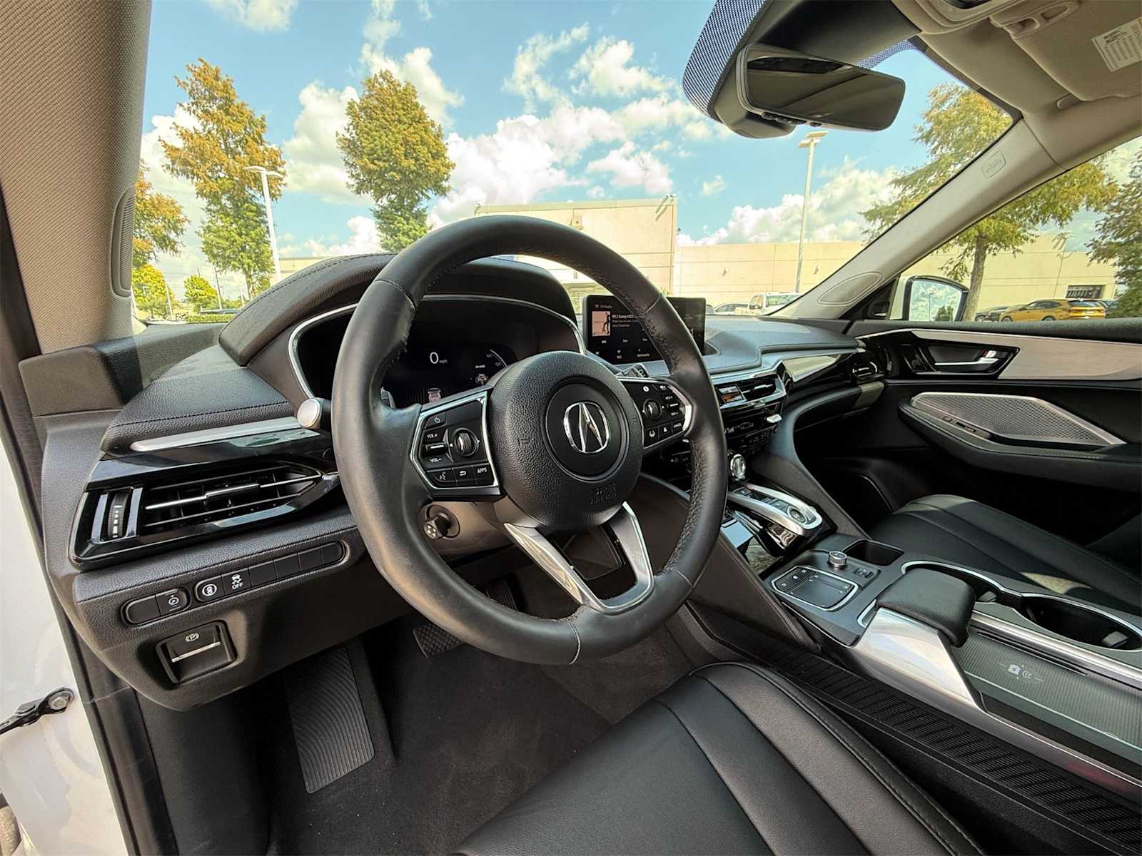 2024 Acura MDX SH-AWD photo 2