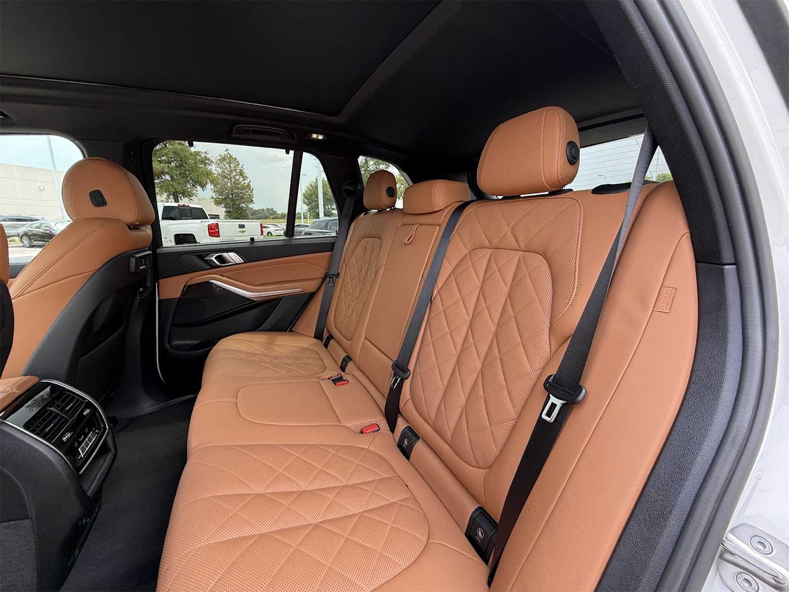 Thumbnail: 2023 BMW X5 - 12