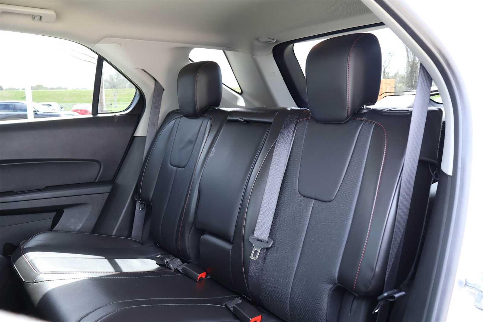 Thumbnail: 2015 Chevrolet Equinox - 13