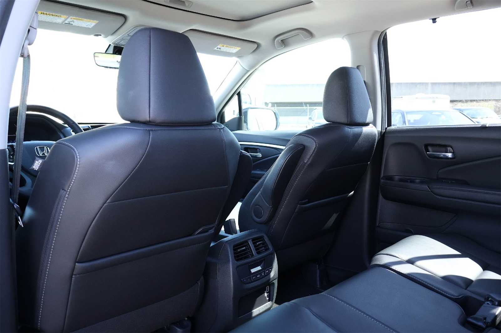 Thumbnail: 2022 Honda Pilot - 12