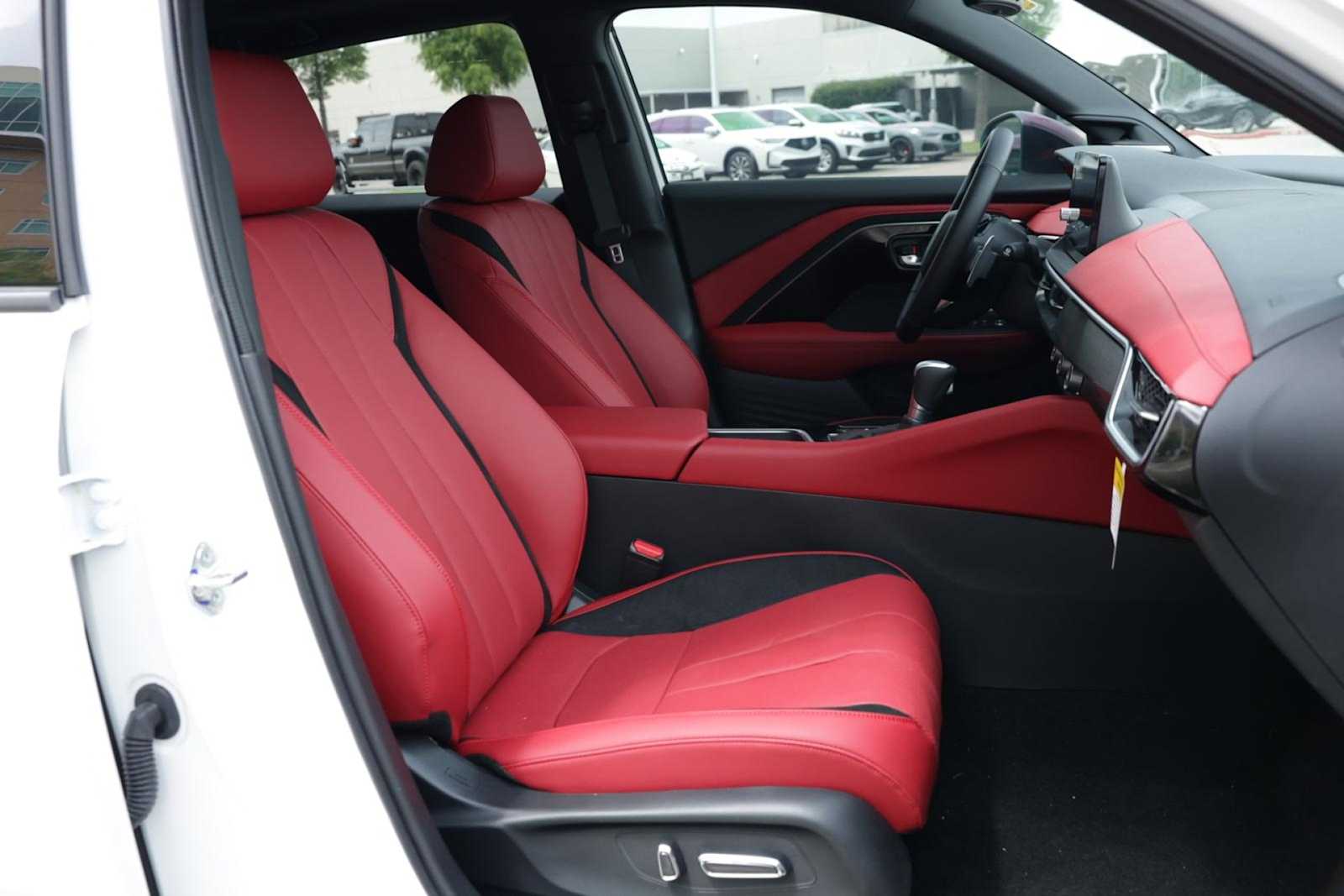 Thumbnail: 2025 Acura ADX - 14