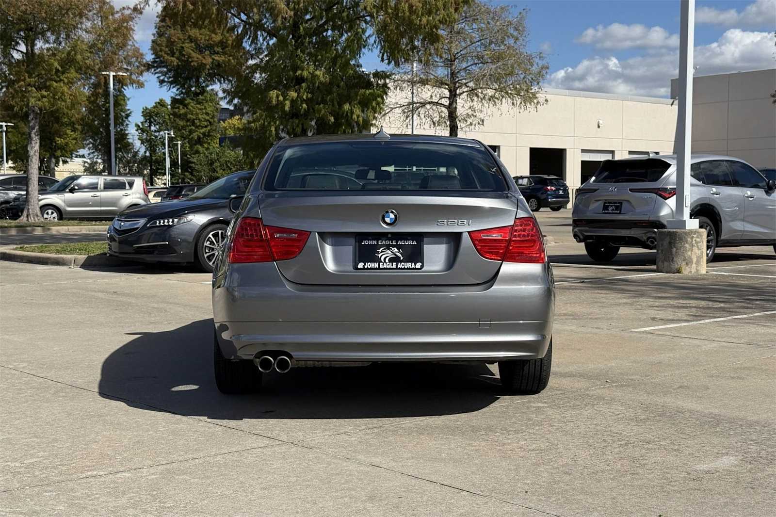 Thumbnail: 2010 BMW 3 Series - 5