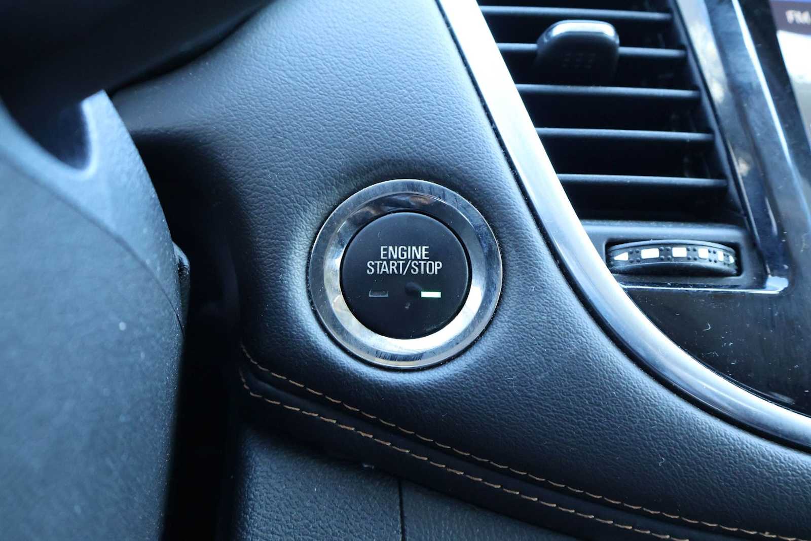 Thumbnail: 2018 Chevrolet Trax - 25