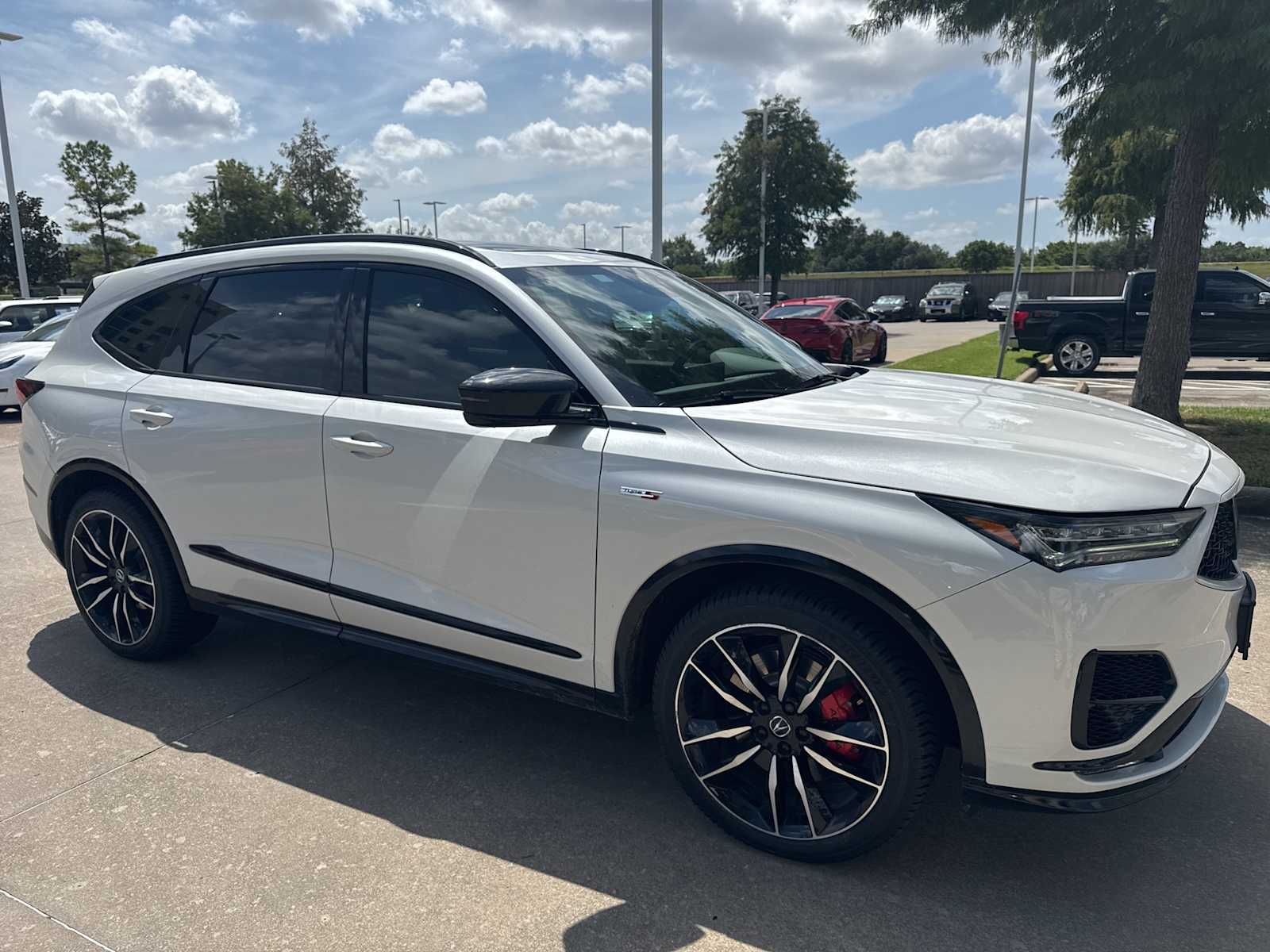 Thumbnail: 2022 Acura MDX - 5