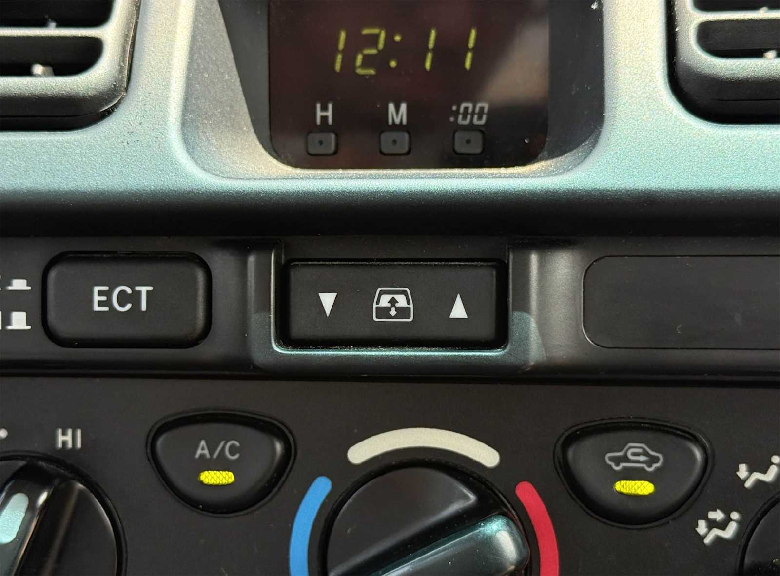 Thumbnail: 2002 Toyota 4Runner - 27