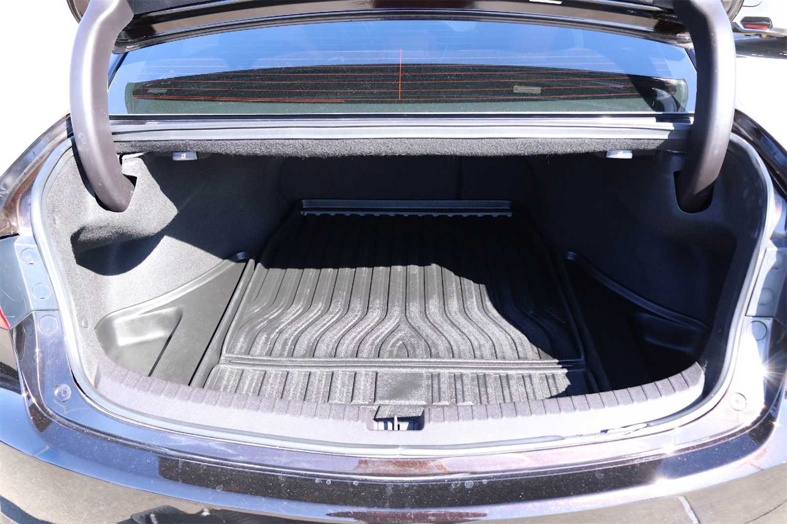 Thumbnail: 2017 Acura TLX - 19