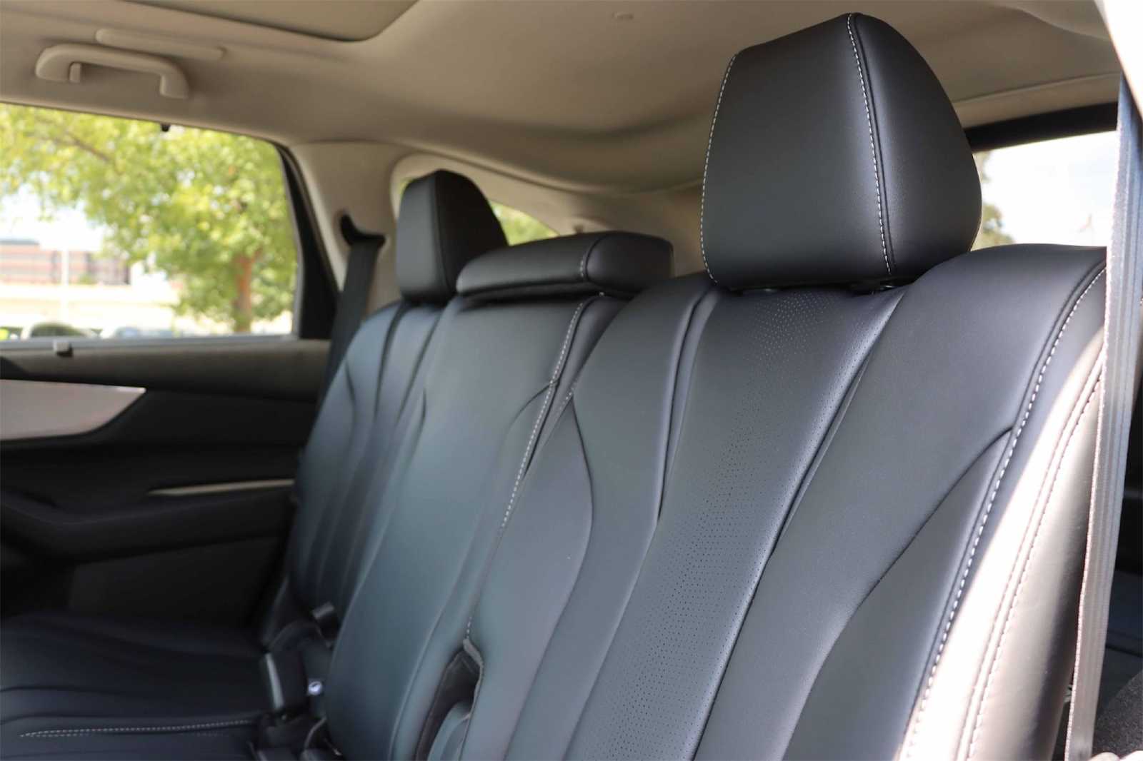 Thumbnail: 2026 Acura MDX - 14