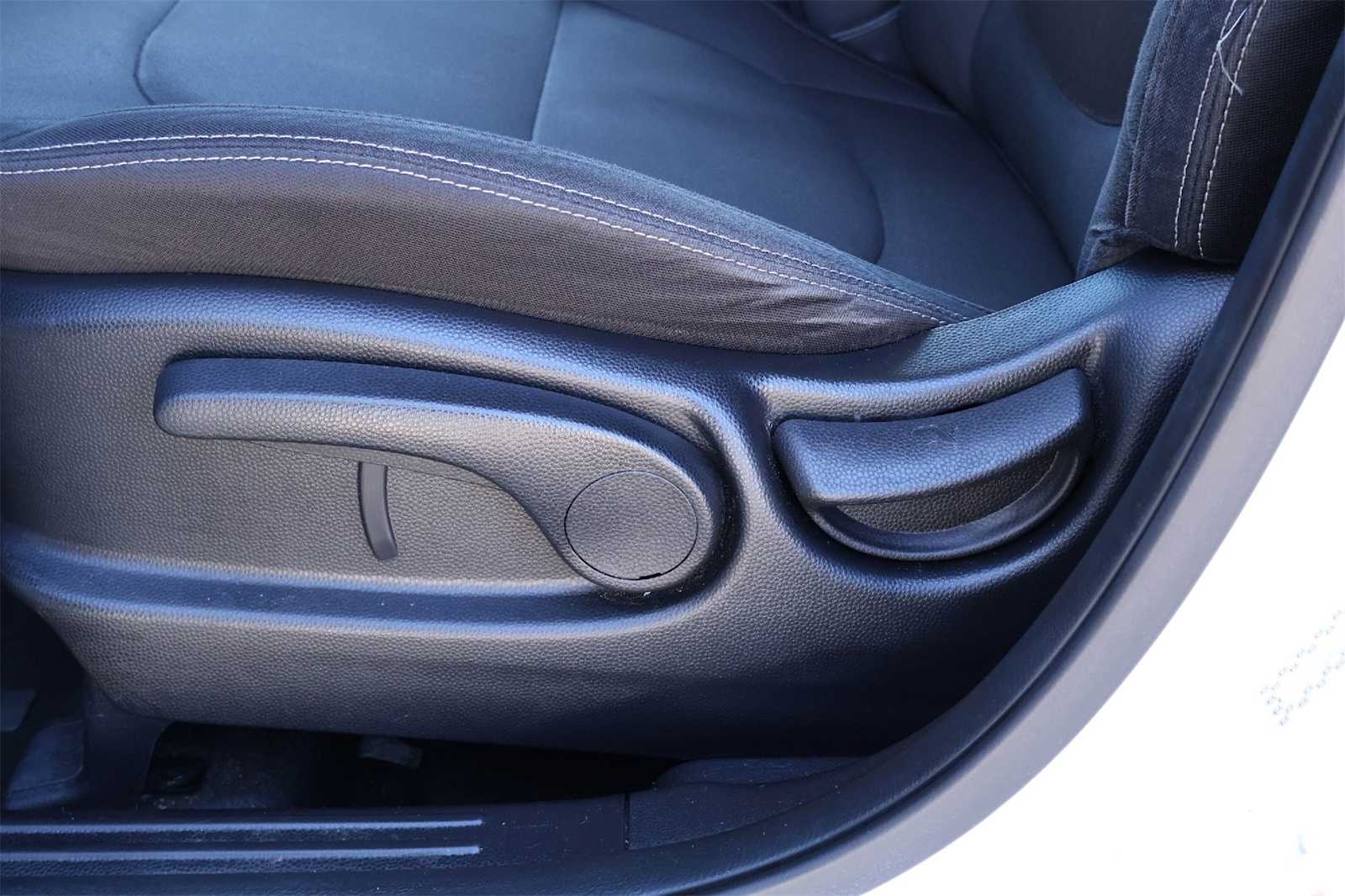 Thumbnail: 2017 Kia Soul - 24