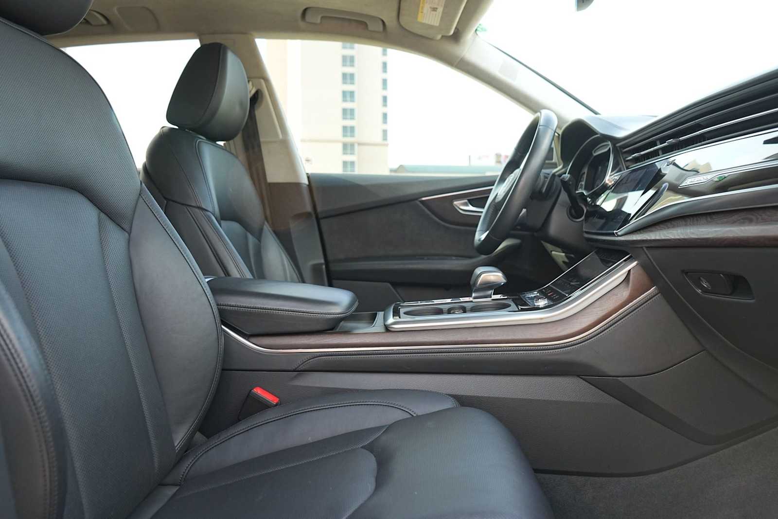 Thumbnail: 2019 Audi Q8 - 15