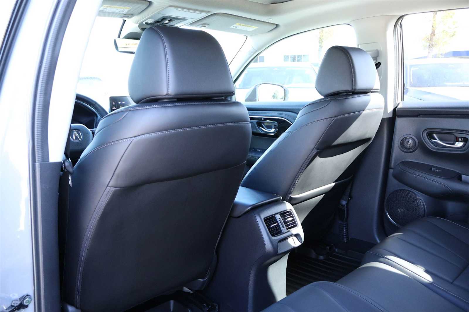 Thumbnail: 2025 Acura ADX - 12