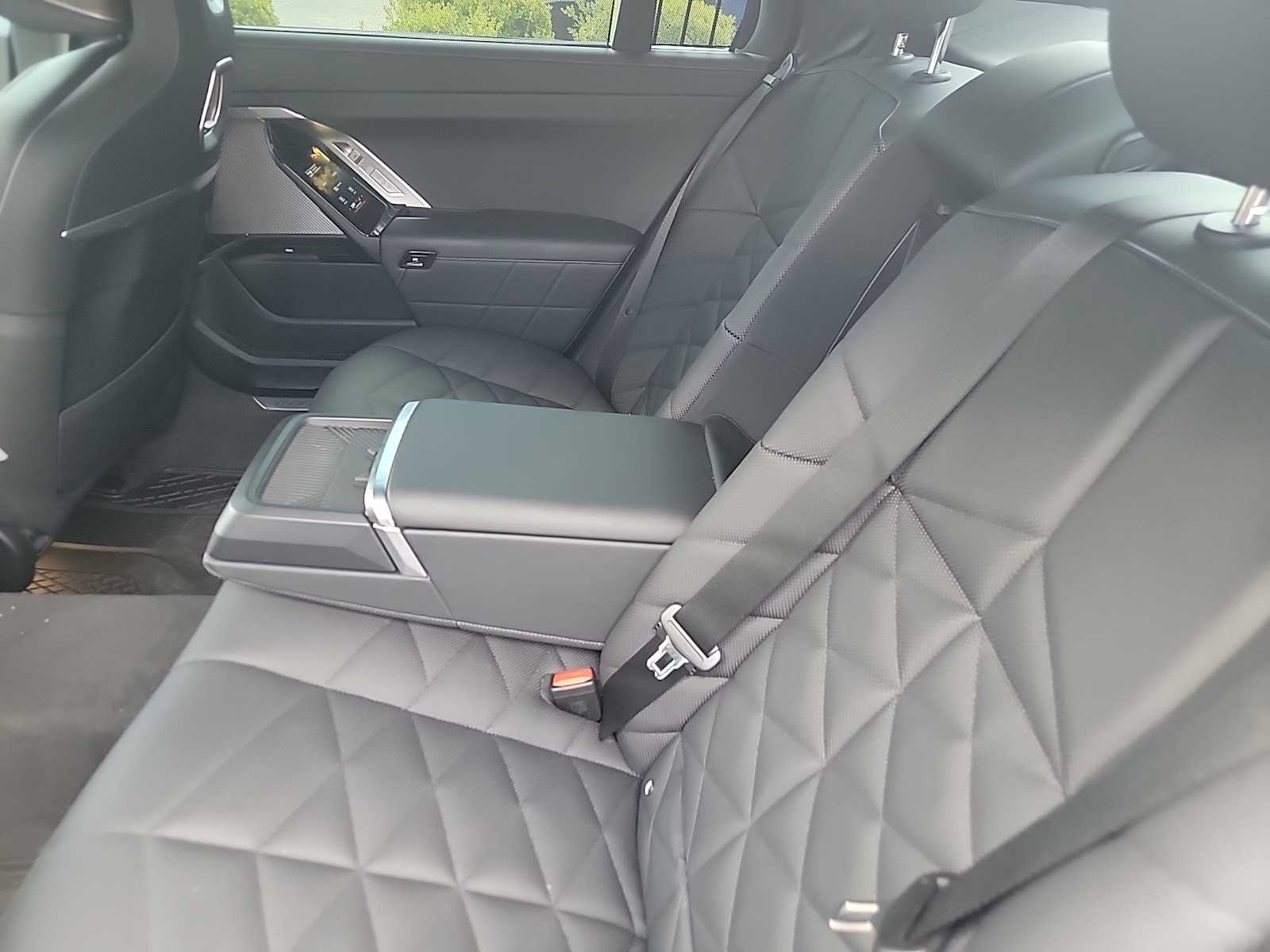 2023 BMW 7 Series 740i 10