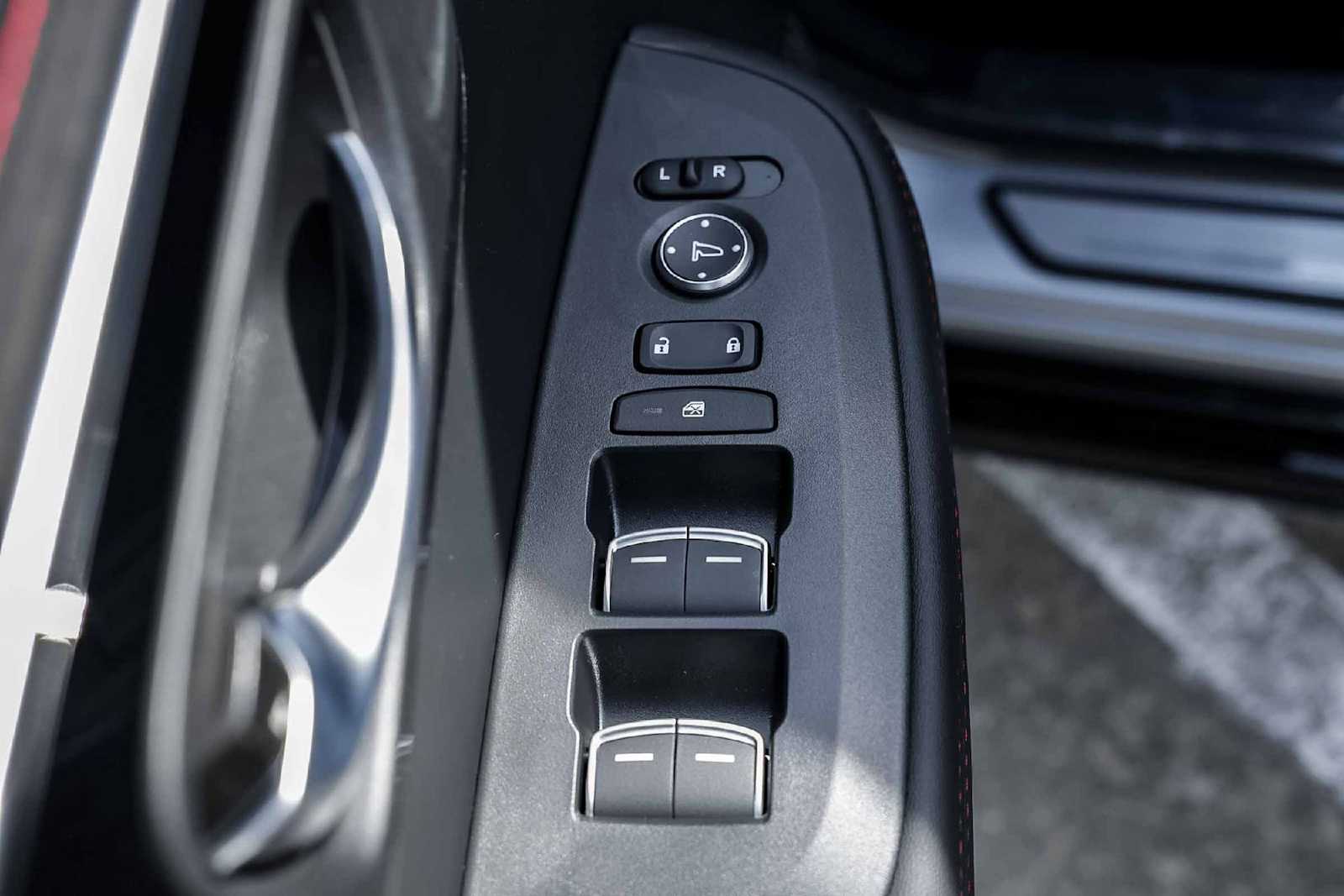 Thumbnail: 2025 Acura ADX - 27