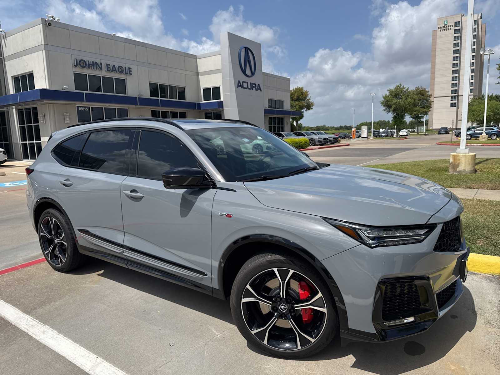 Thumbnail: 2025 Acura MDX - 3