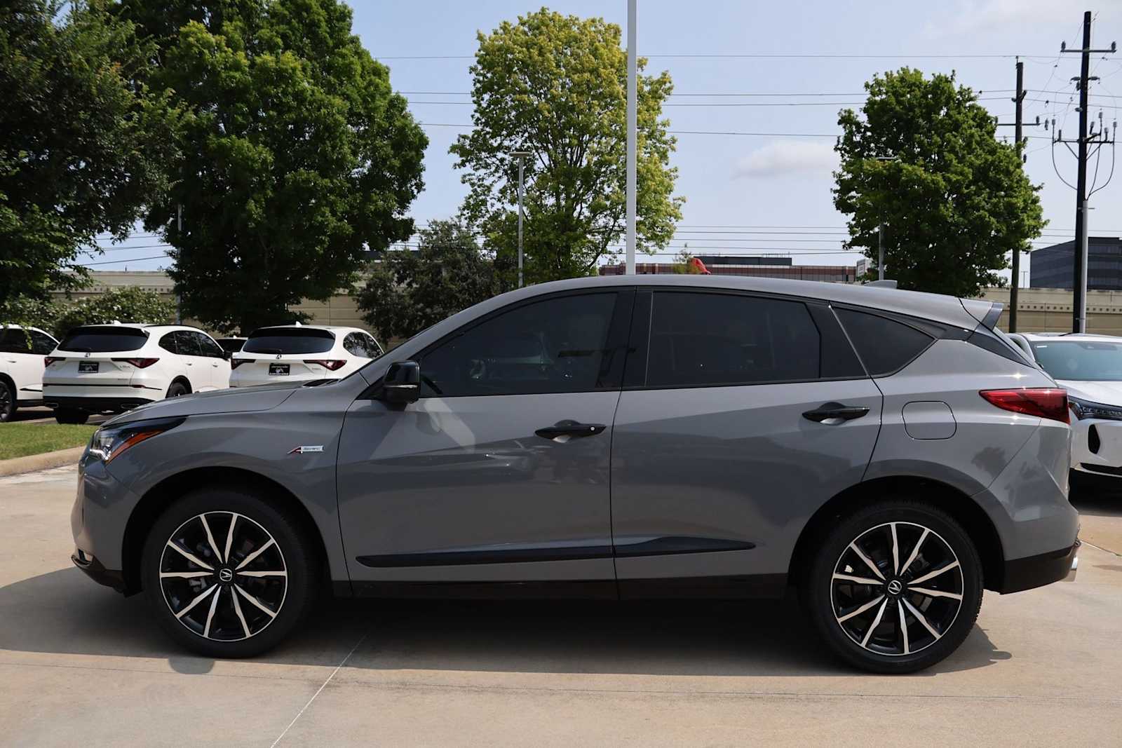 Thumbnail: 2026 Acura RDX - 3