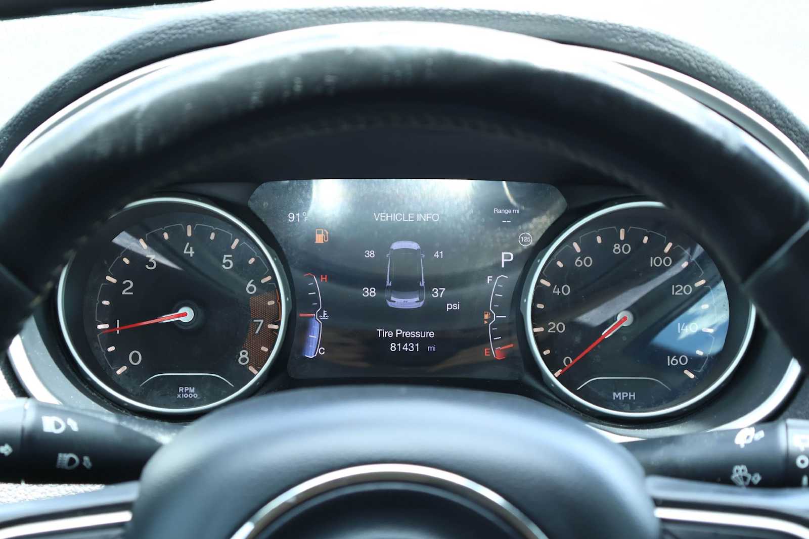 Thumbnail: 2018 Jeep Compass - 18