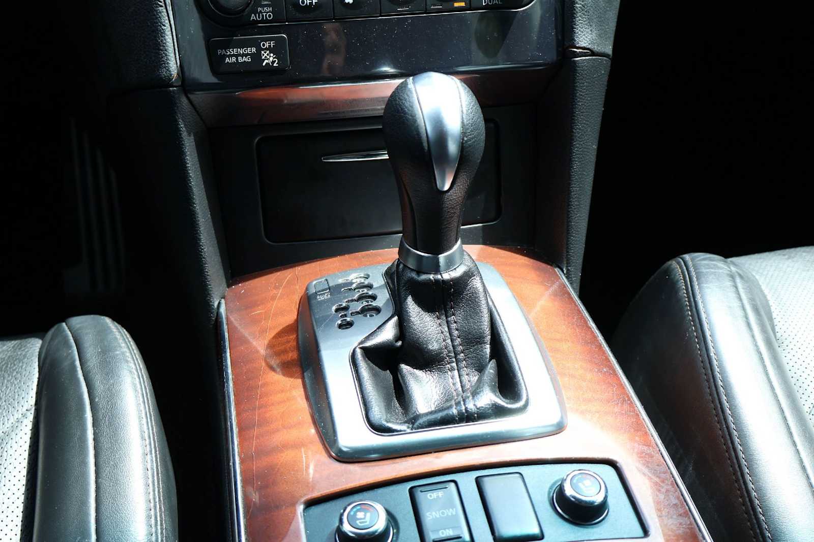 Thumbnail: 2011 INFINITI FX35 - 17