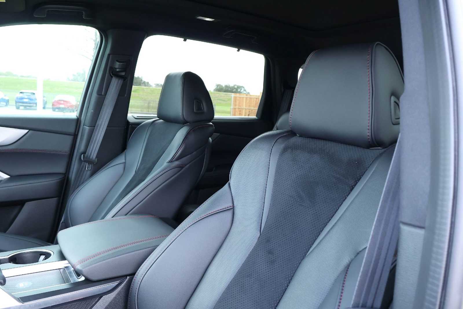 Thumbnail: 2023 Acura MDX - 11