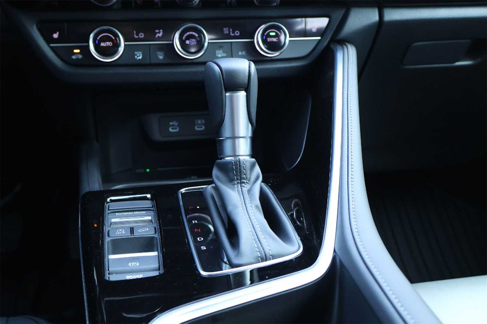 Thumbnail: 2025 Acura ADX - 17