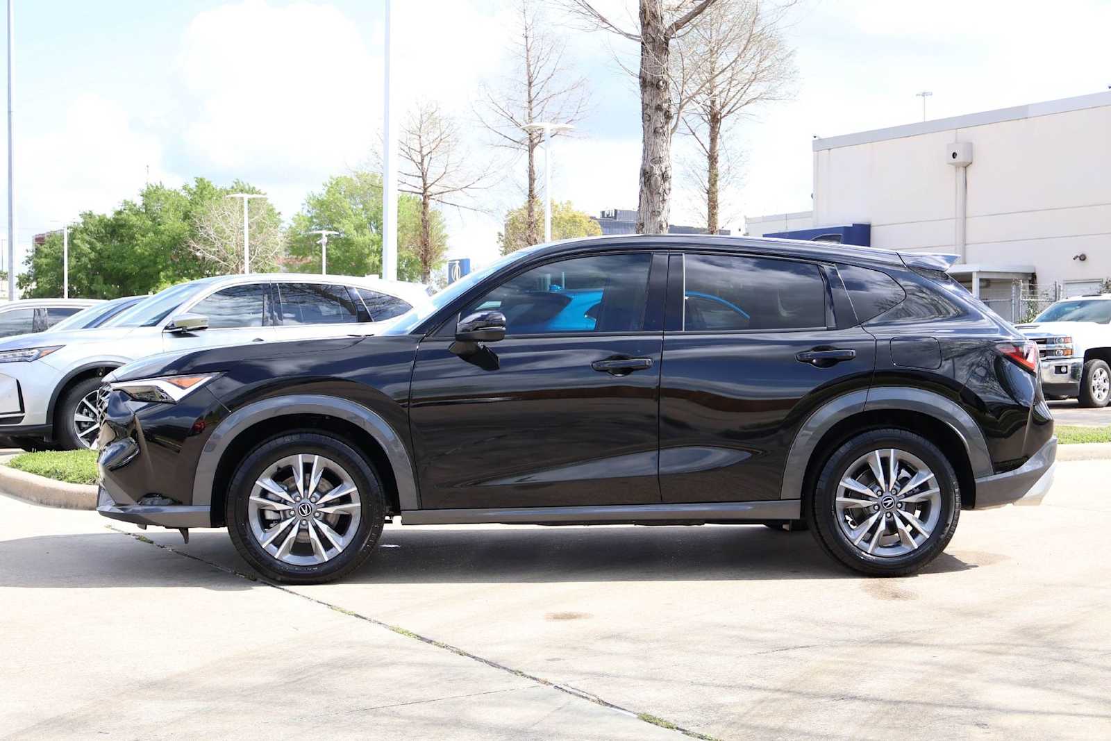 Thumbnail: 2025 Acura ADX - 3