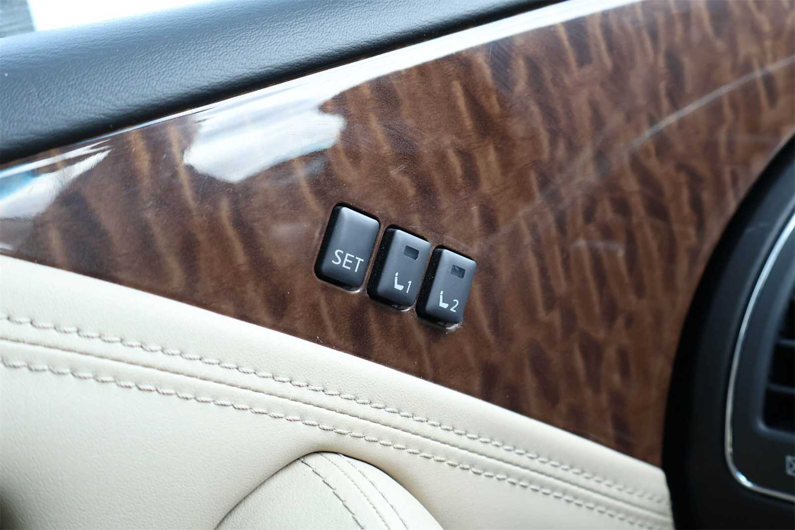 Thumbnail: 2017 Nissan Armada - 25