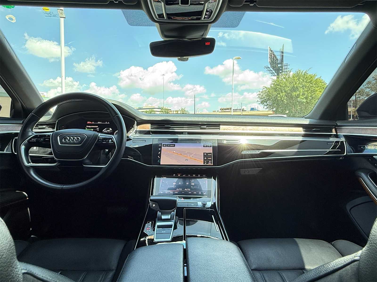 Thumbnail: 2019 Audi A8 - 10