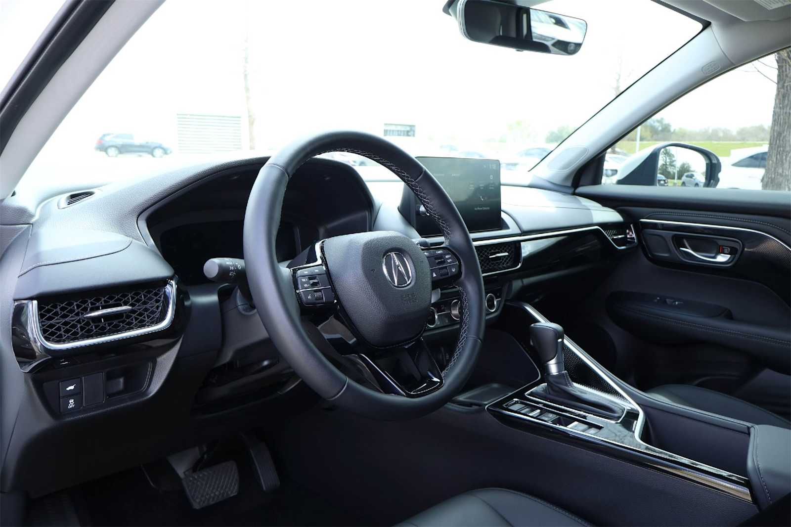 Thumbnail: 2025 Acura ADX - 2