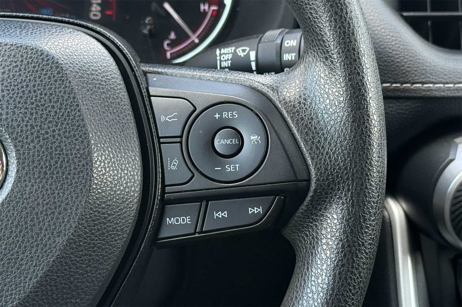 Thumbnail: 2024 Toyota RAV4 - 23