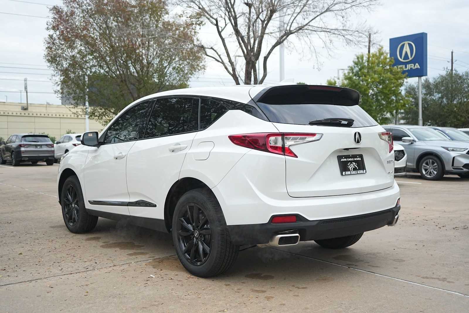 Thumbnail: 2026 Acura RDX - 4