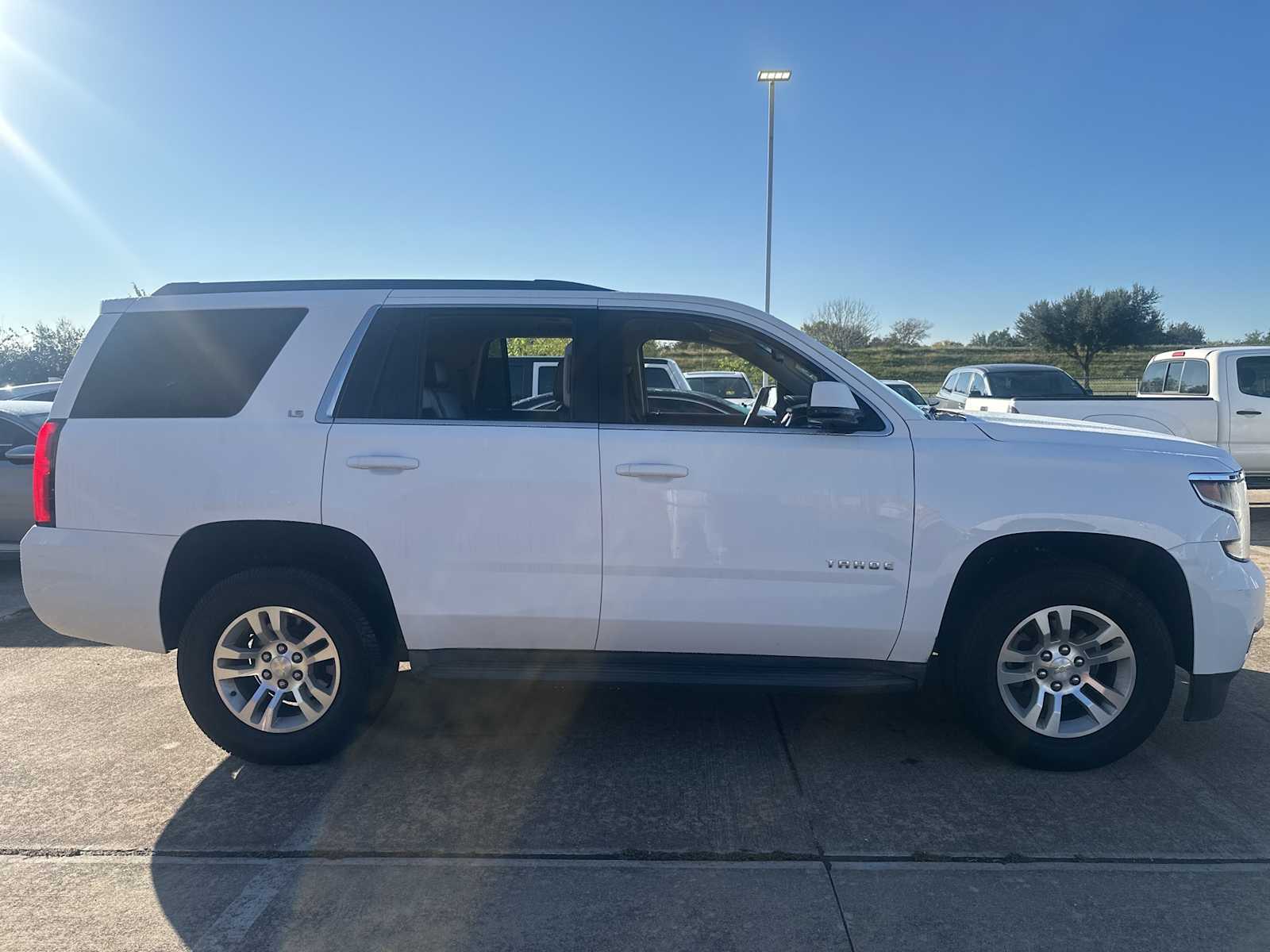 Thumbnail: 2016 Chevrolet Tahoe - 4