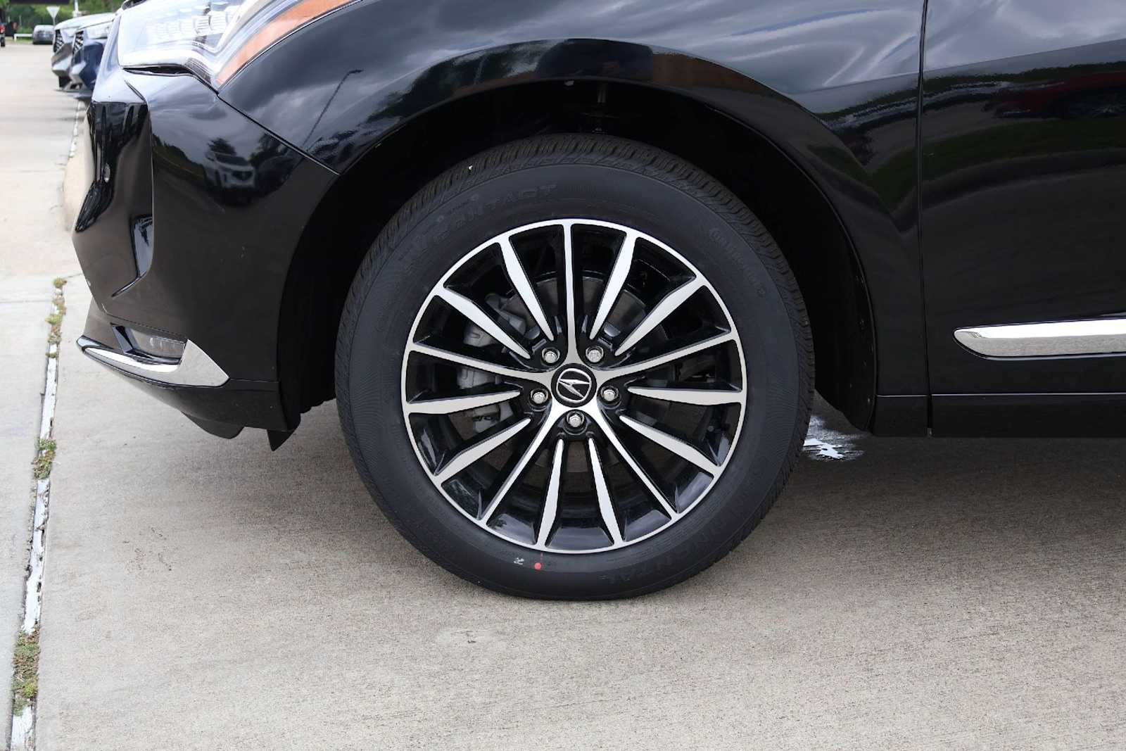 Thumbnail: 2026 Acura RDX - 8