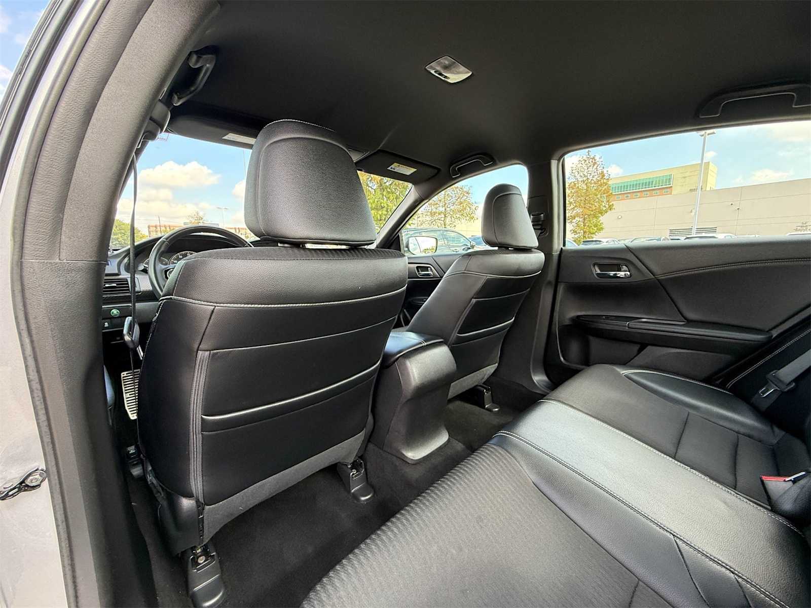 Thumbnail: 2017 Honda Accord - 12