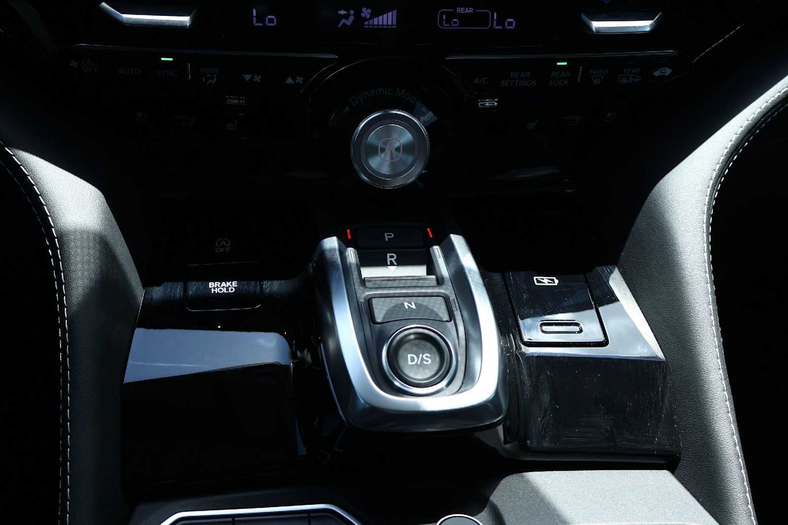 Thumbnail: 2024 Acura MDX - 16