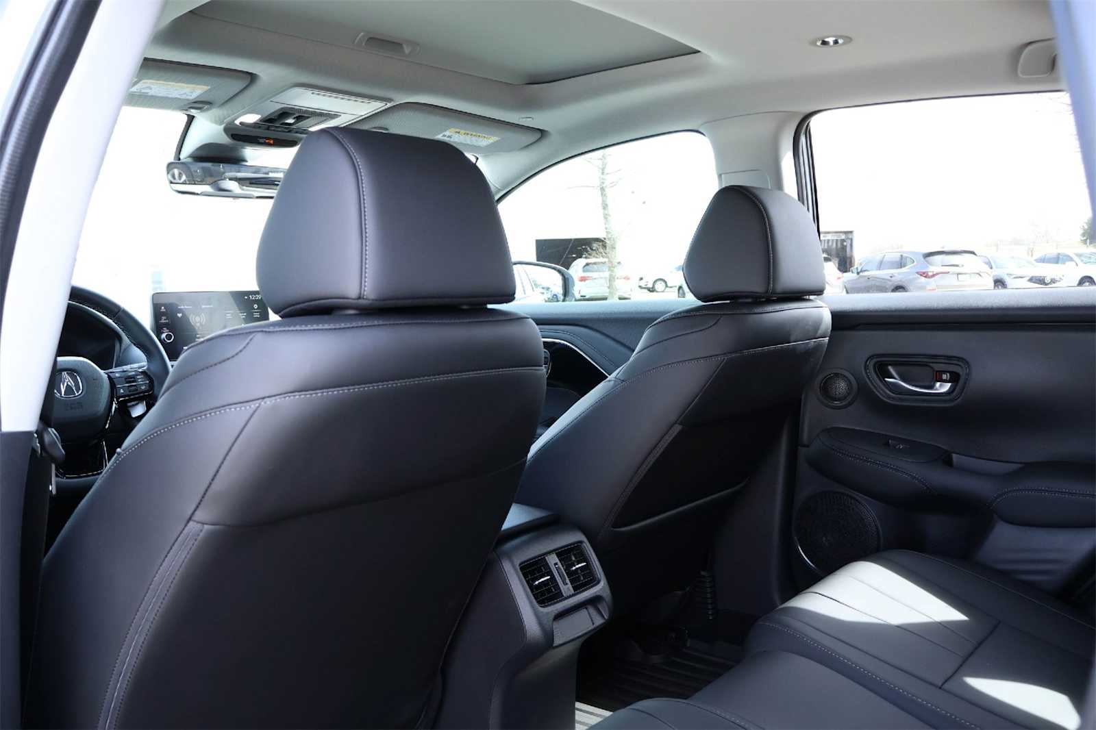 Thumbnail: 2025 Acura ADX - 12
