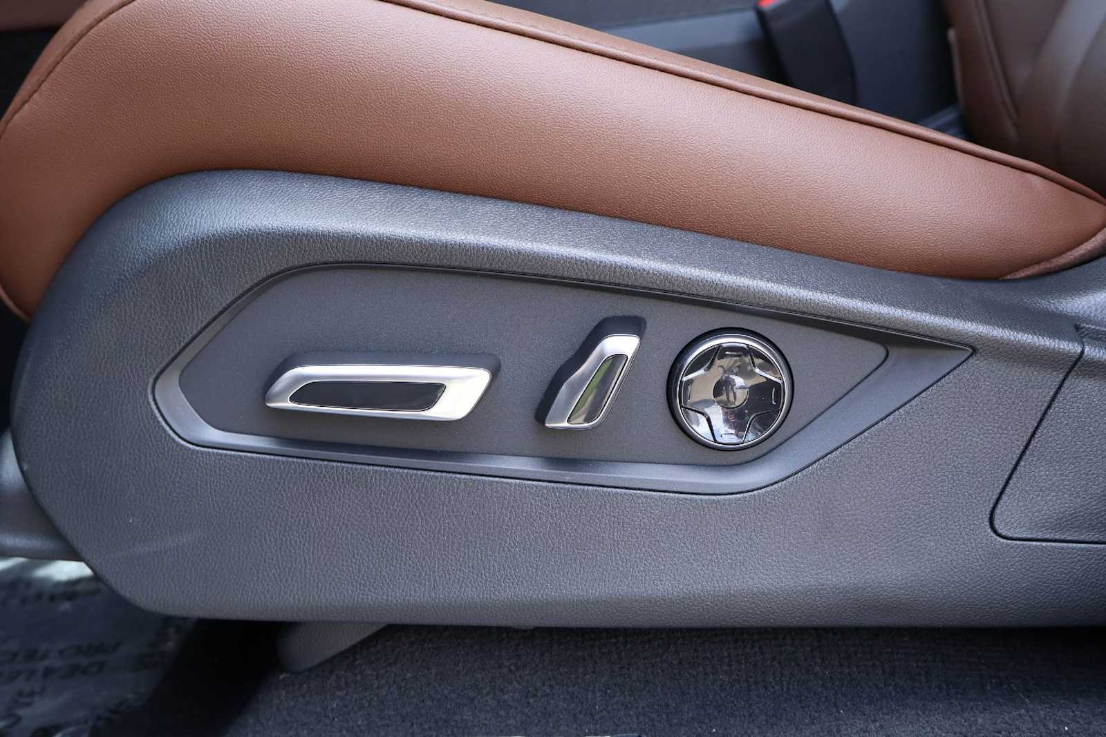 Thumbnail: 2026 Acura MDX - 24