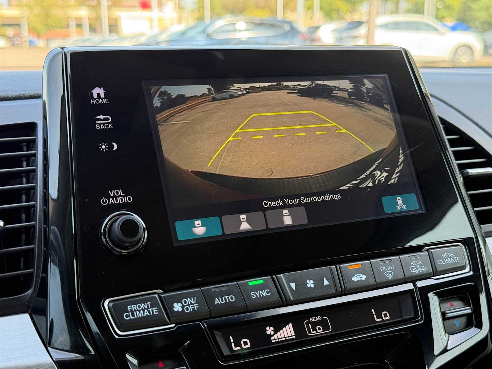 Thumbnail: 2018 Honda Odyssey - 27