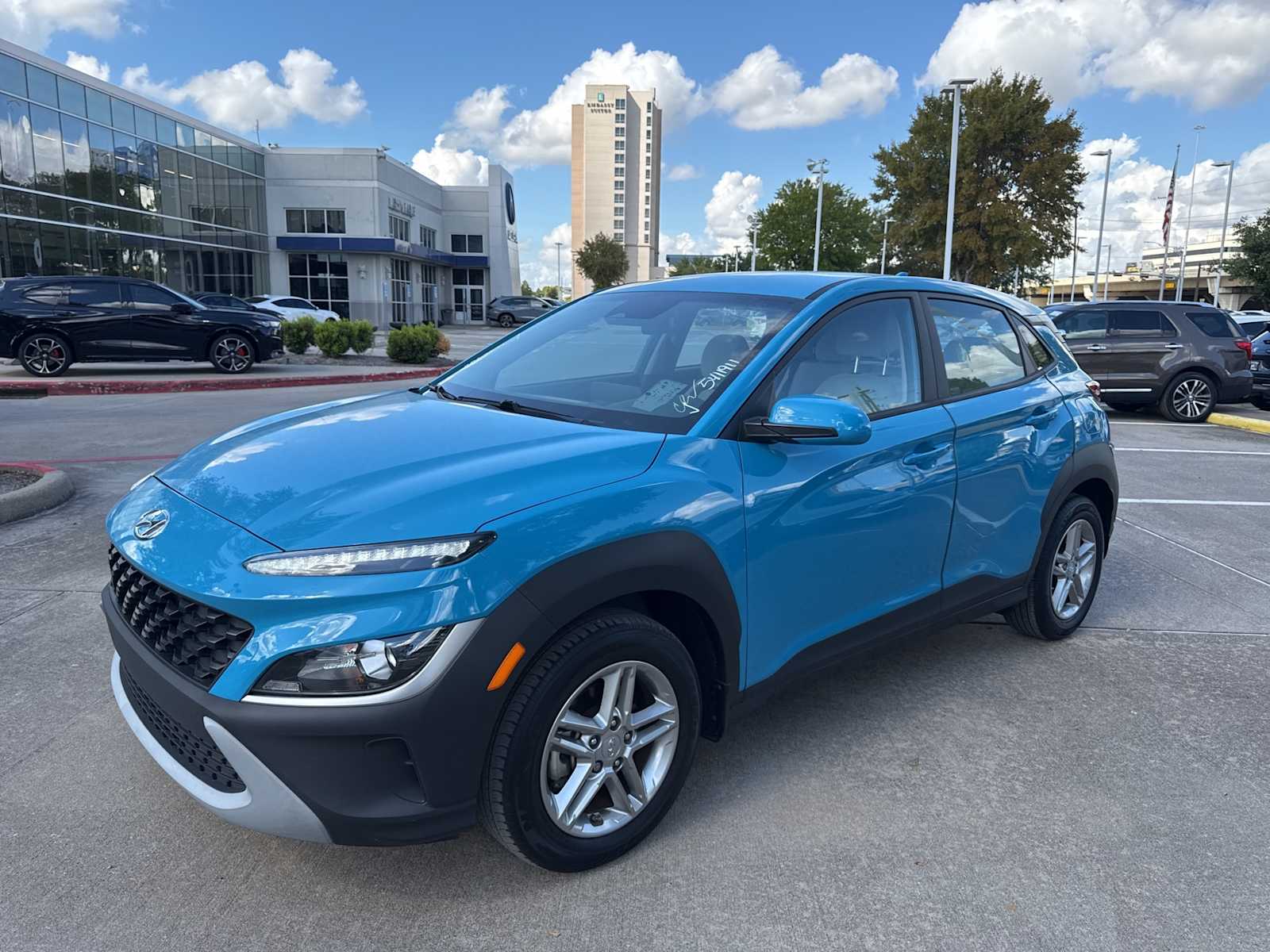 Thumbnail: 2022 Hyundai Kona - 1