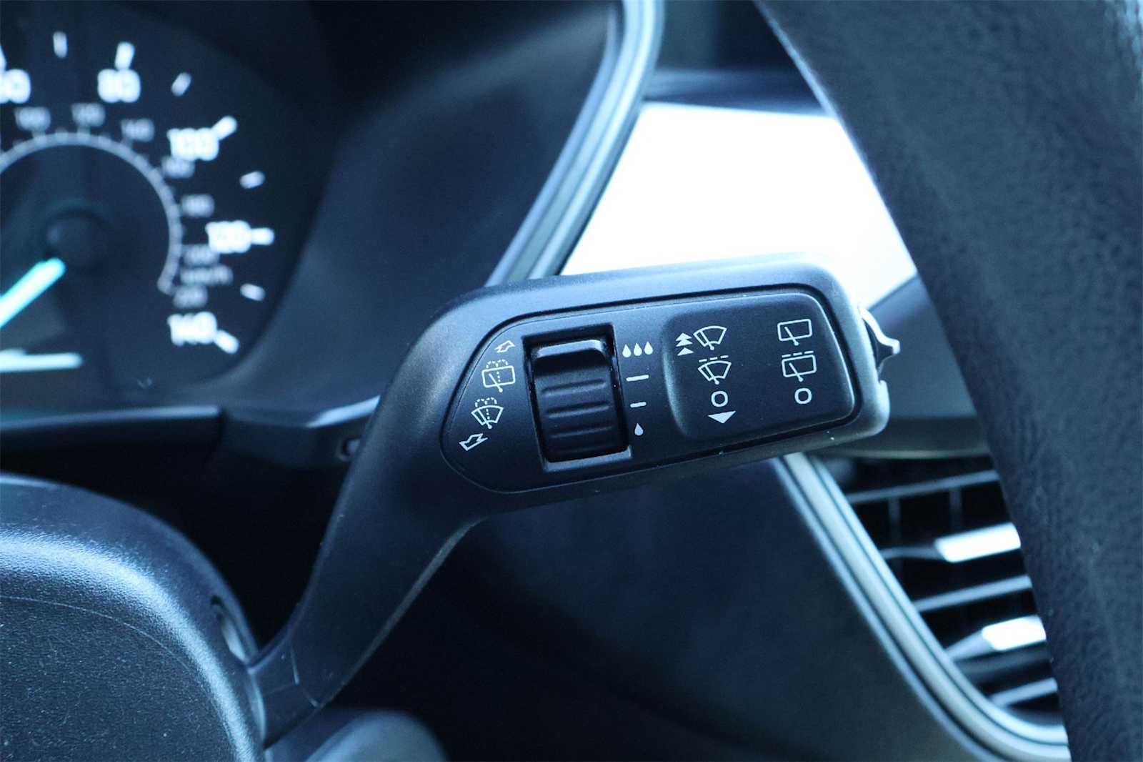 Thumbnail: 2022 Ford Escape - 28