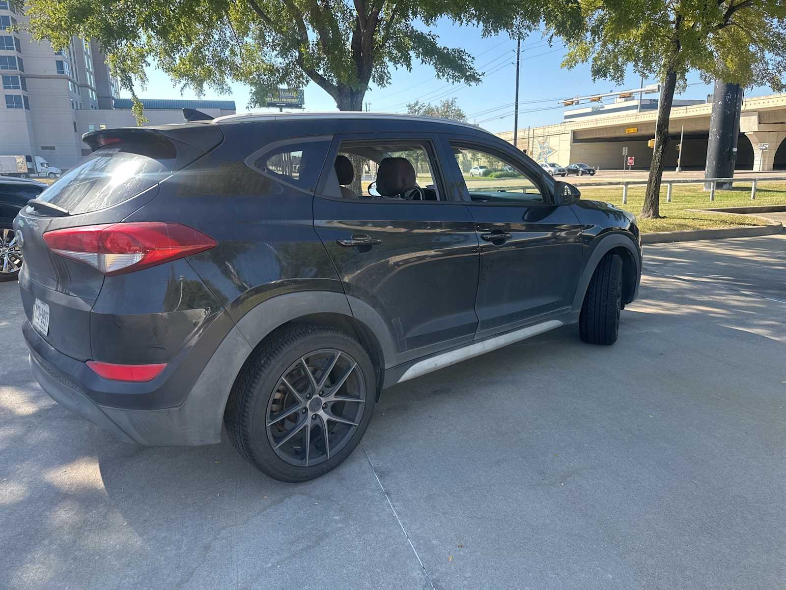 Thumbnail: 2018 Hyundai Tucson - 5