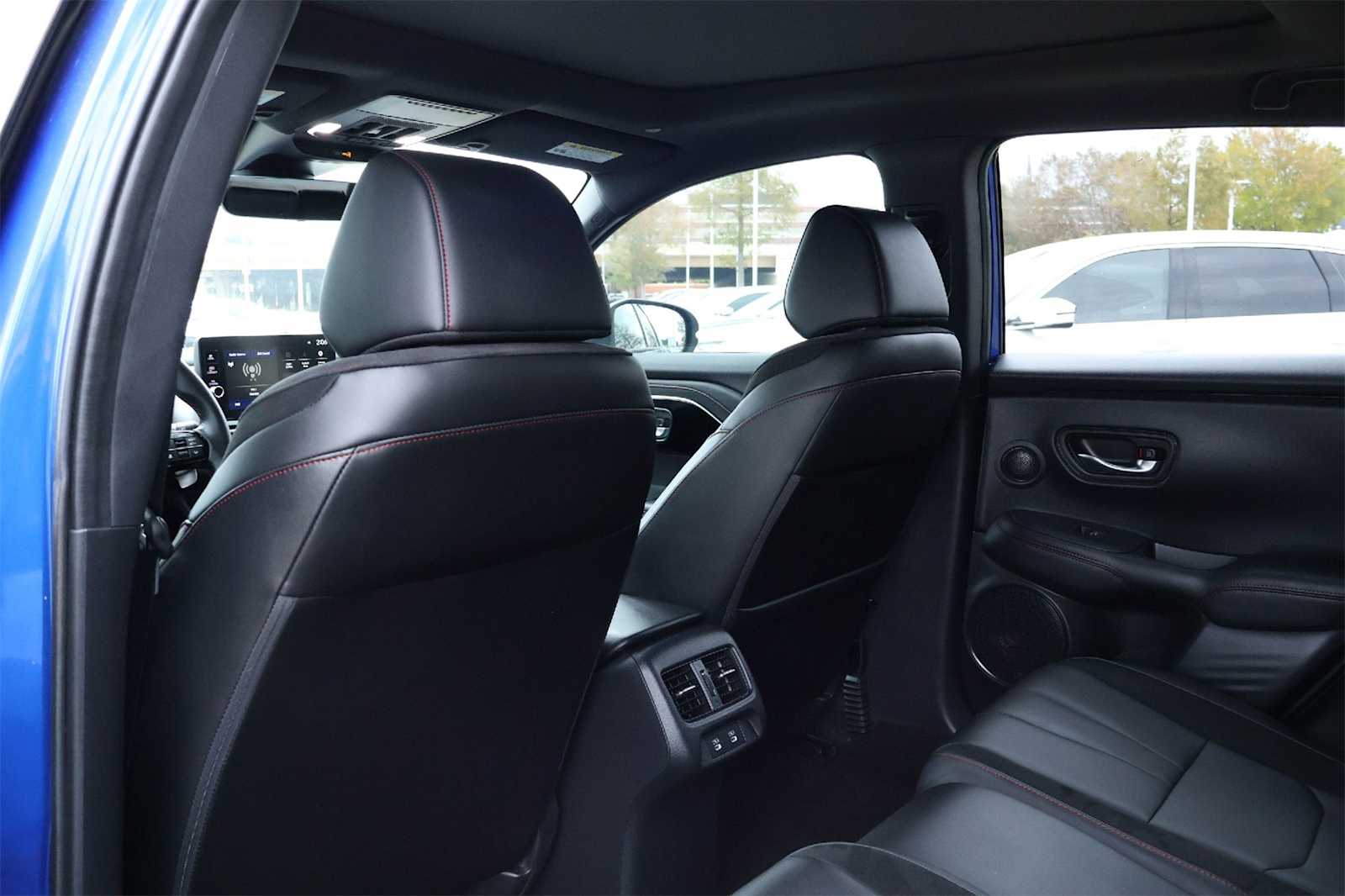 Thumbnail: 2025 Acura ADX - 12