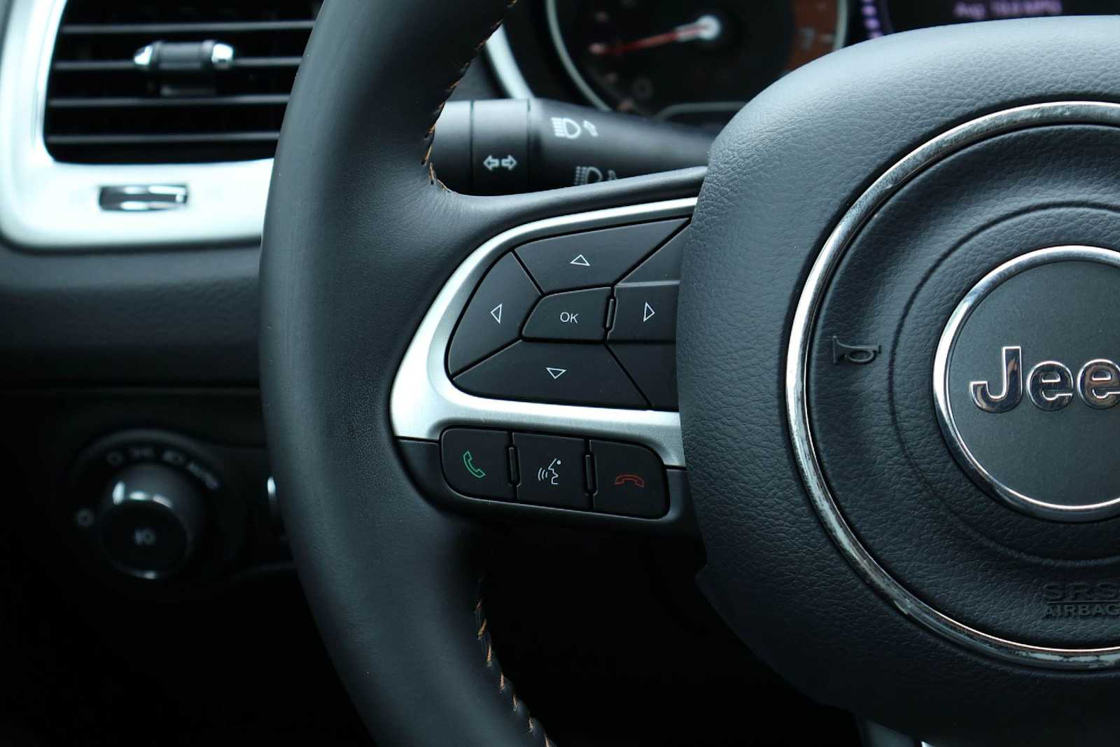 Thumbnail: 2019 Jeep Compass - 22
