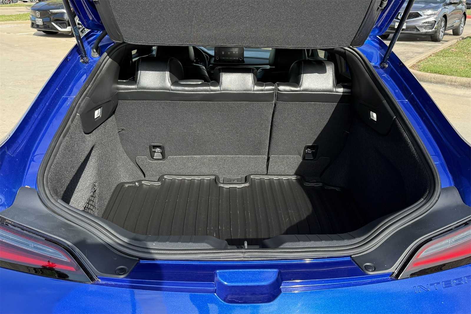 Thumbnail: 2025 Acura Integra - 19