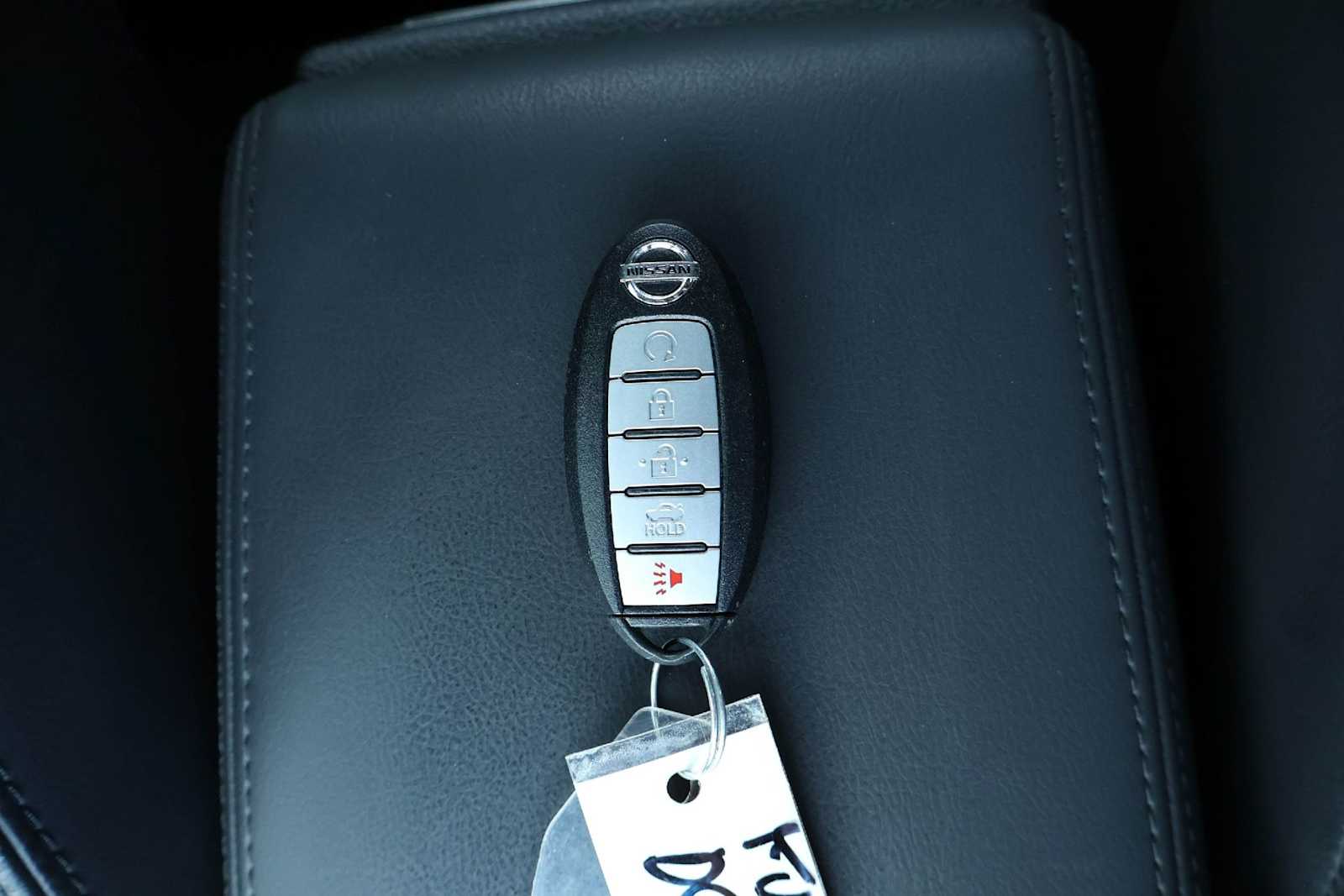 Thumbnail: 2015 Nissan Altima - 20