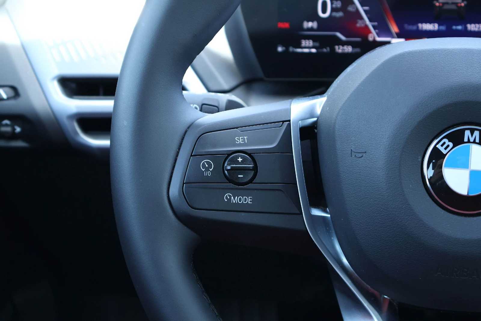 Thumbnail: 2025 BMW 2 Series - 22