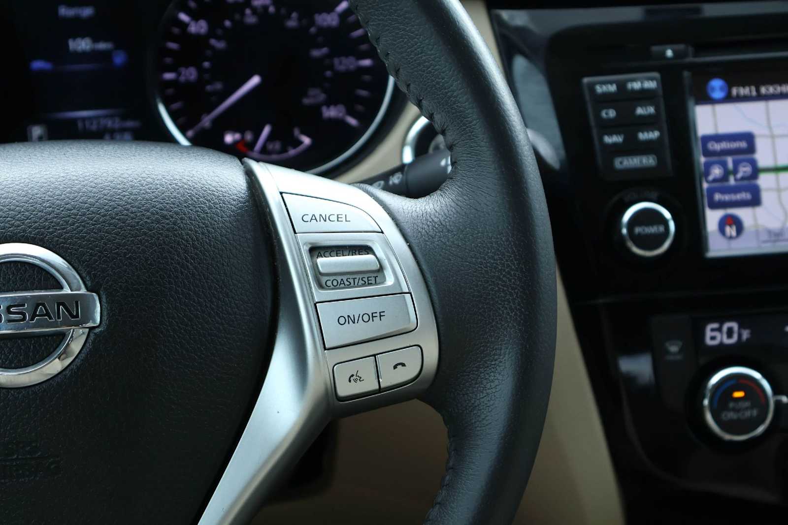 Thumbnail: 2016 Nissan Rogue - 23