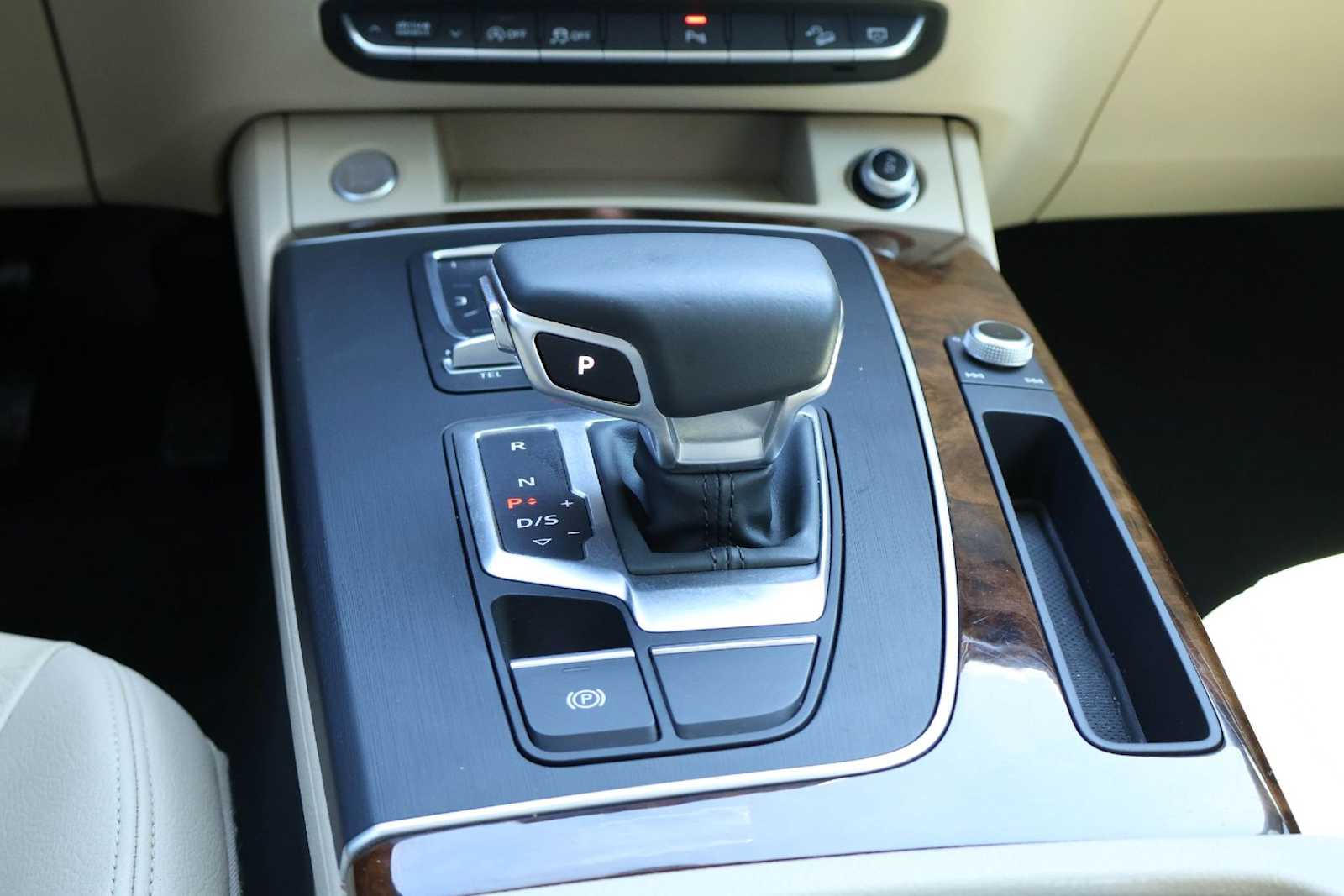 Thumbnail: 2018 Audi Q5 - 17