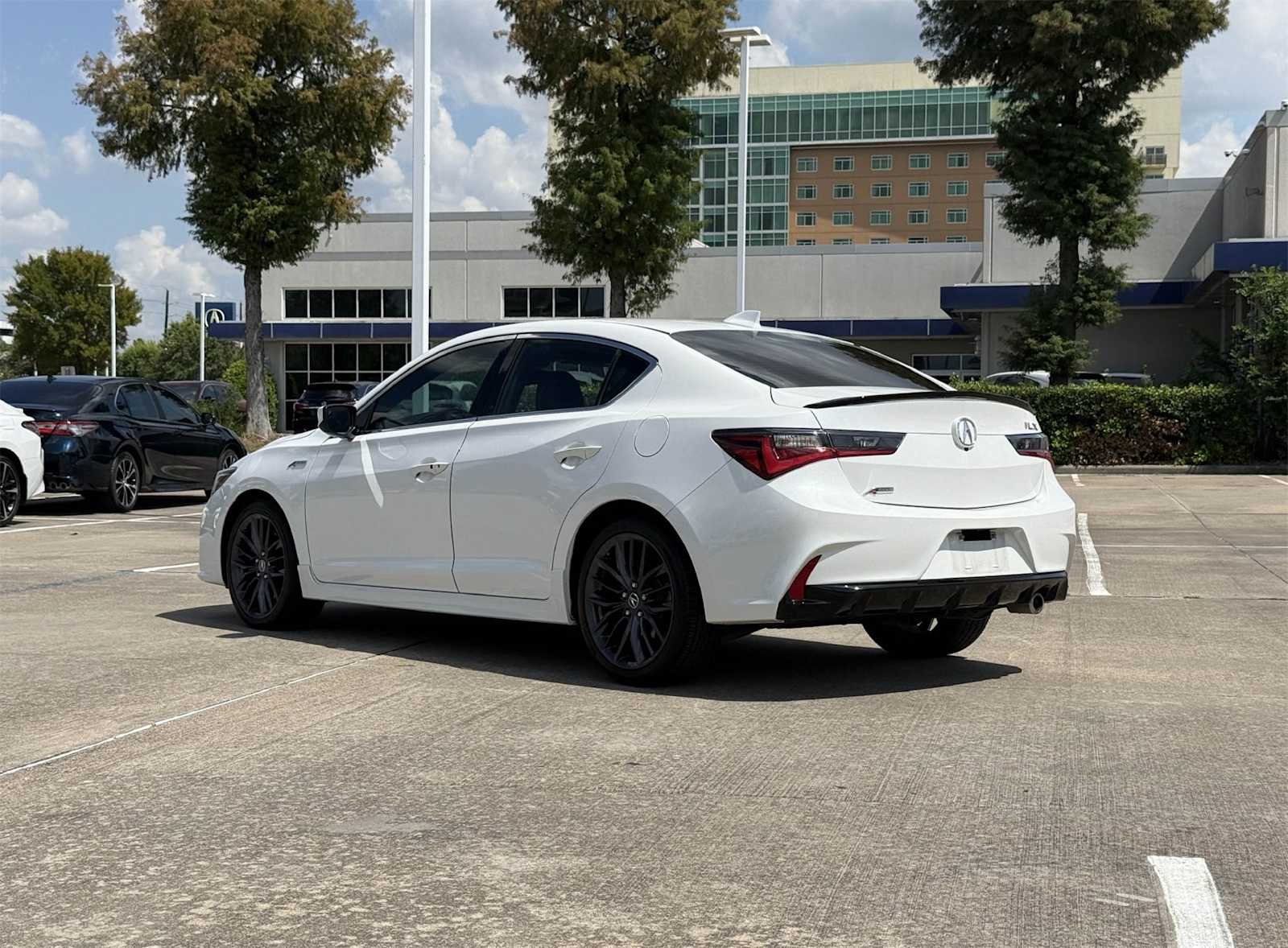 Thumbnail: 2022 Acura ILX - 4