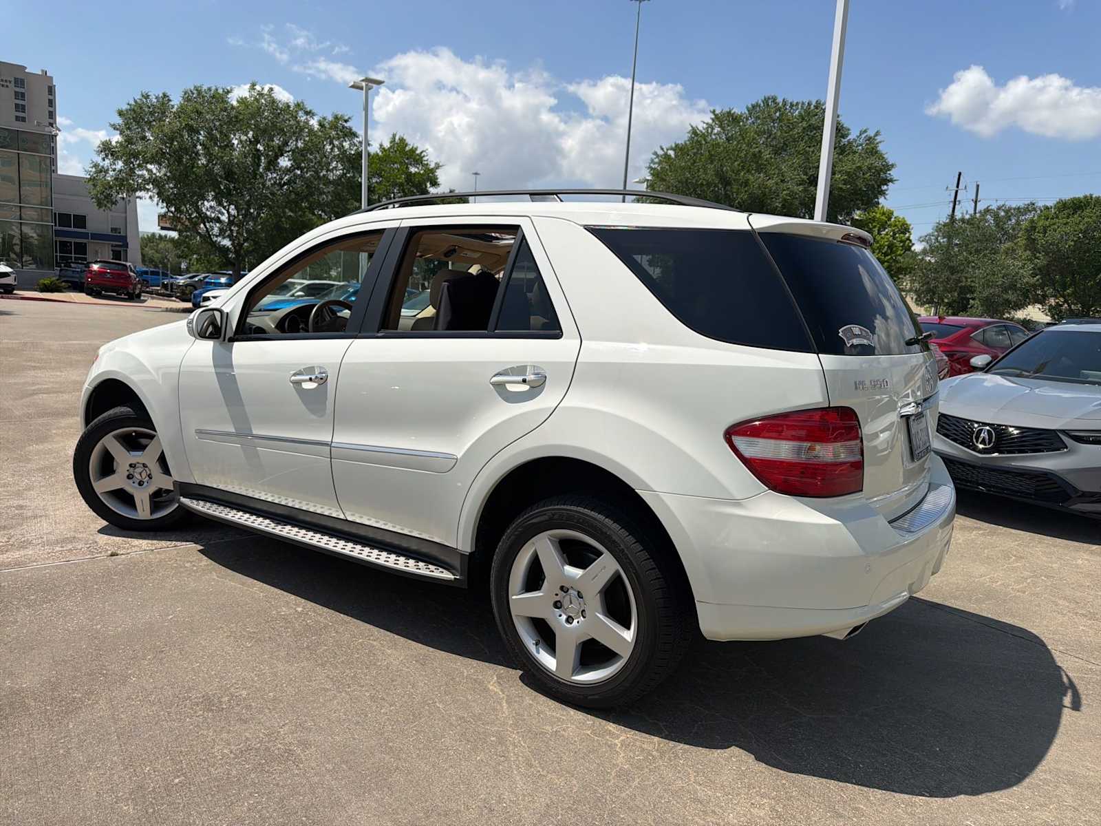 Thumbnail: 2008 Mercedes-Benz M-Class - 6