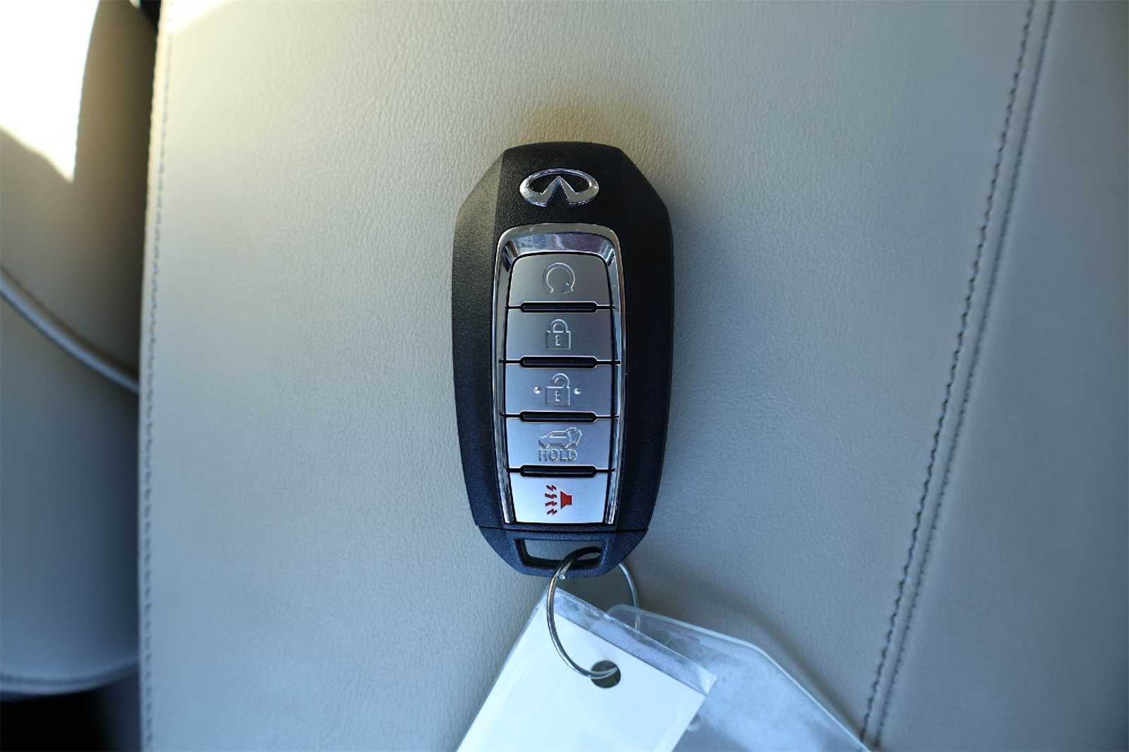 Thumbnail: 2021 INFINITI QX50 - 19