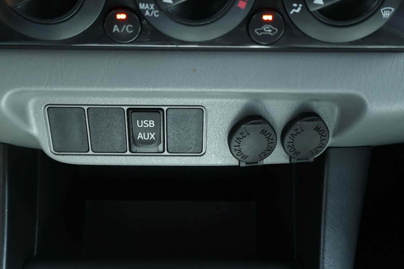 Thumbnail: 2013 Toyota Tacoma - 24